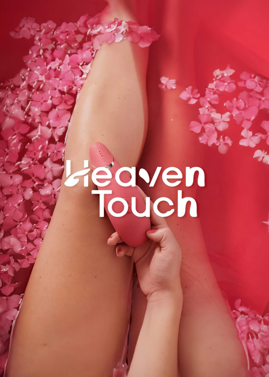 Heaven Touch — Campagne bien-être intime : jambe, fleurs et produit, sans nudité explicite