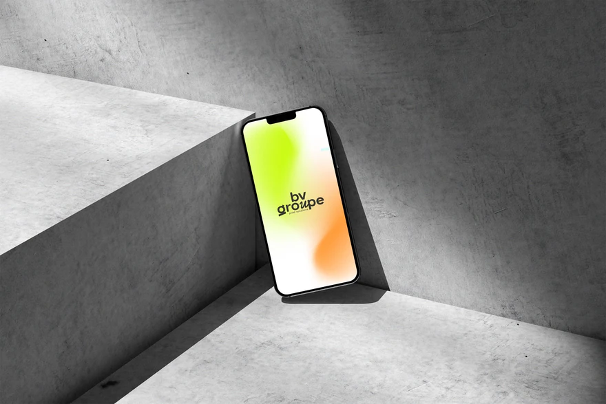 BV Groupe — Logo sur téléphone avec dégradé jaune orange